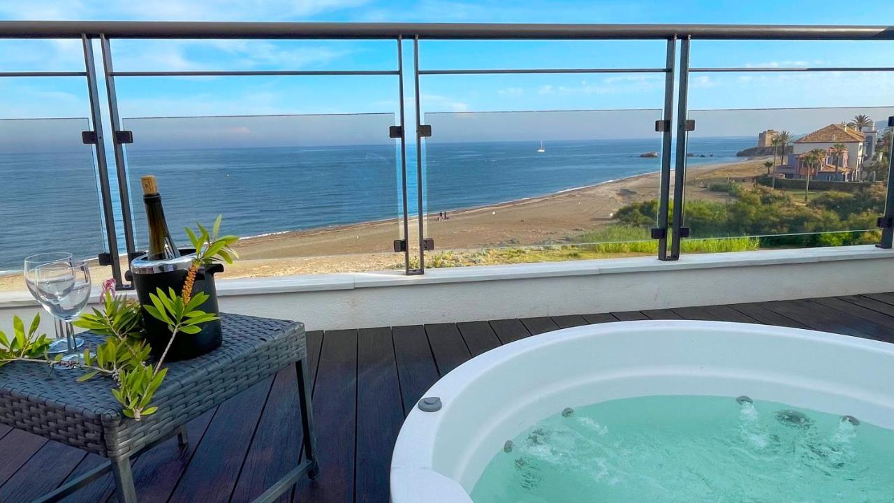 Exclusive Luxury Frontline Beach Penthouse Casares Del Mar - Estepona Екстер'єр фото