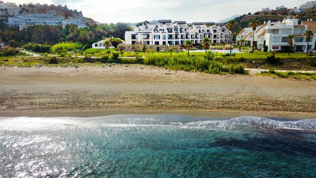 Exclusive Luxury Frontline Beach Penthouse Casares Del Mar - Estepona Екстер'єр фото