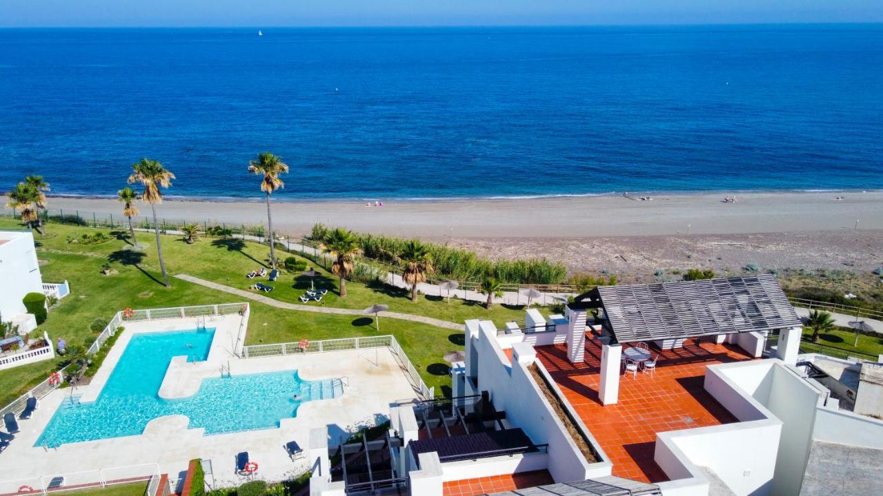 Exclusive Luxury Frontline Beach Penthouse Casares Del Mar - Estepona Екстер'єр фото