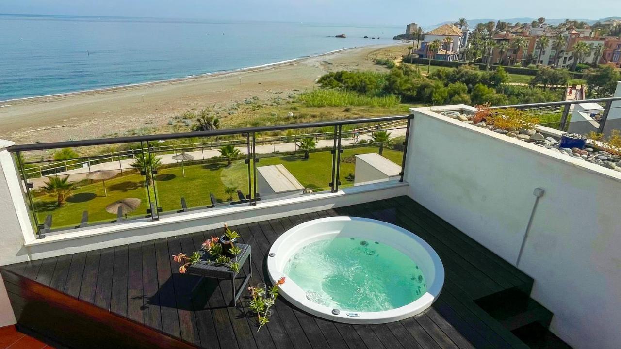 Exclusive Luxury Frontline Beach Penthouse Casares Del Mar - Estepona Екстер'єр фото