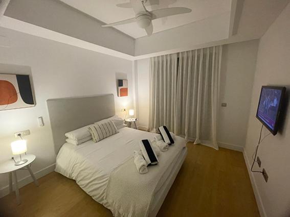 Exclusive Luxury Frontline Beach Penthouse Casares Del Mar - Estepona Екстер'єр фото