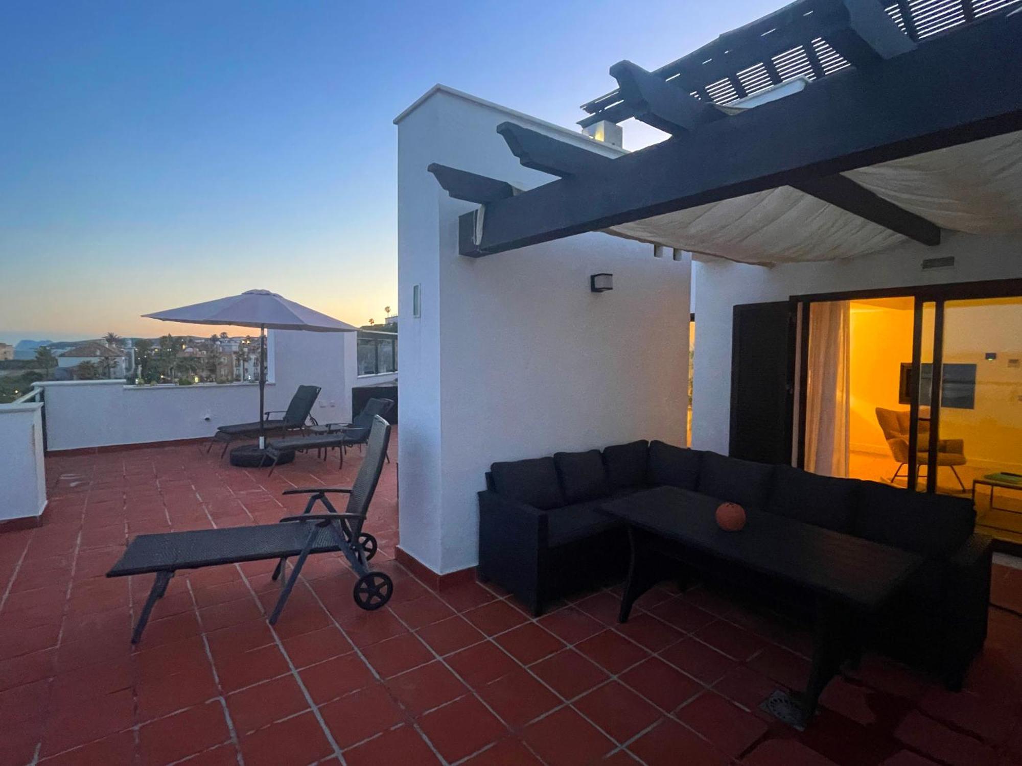 Exclusive Luxury Frontline Beach Penthouse Casares Del Mar - Estepona Екстер'єр фото